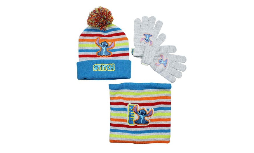 Image 2: Ensemble bonnet, gant, tour de cou Lilo & Stitch, Paw Patrol ou Minnie