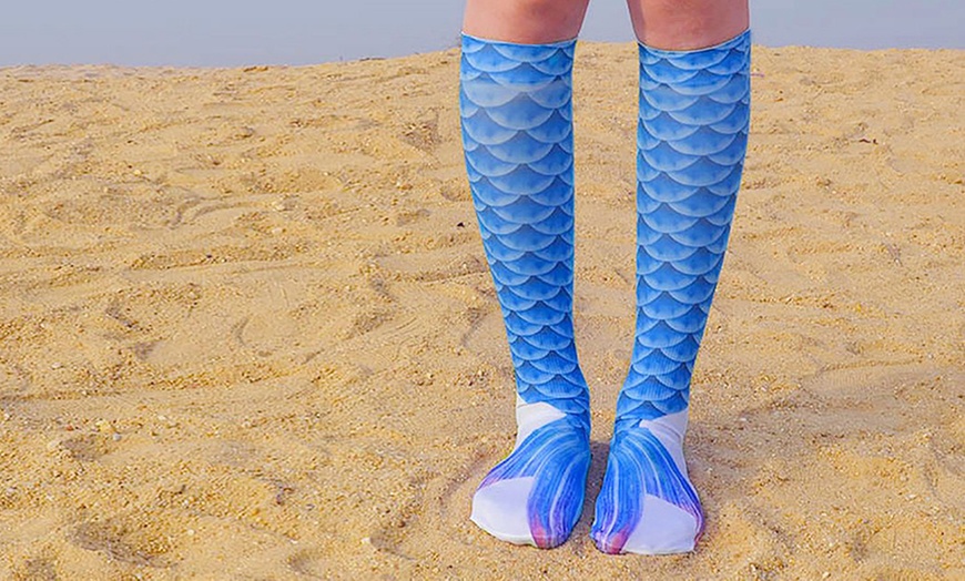 Image 2: Women's Mermaid Knee-High Socks