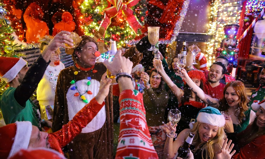 Image 4: Entry and Drink at Iconic Frostys Christmas Bar Pop-Up in Chicago