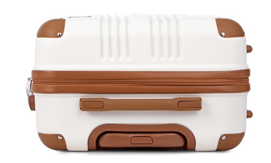 Image 8: One or Three Kono Cream-Coloured Luggage Suitcases
