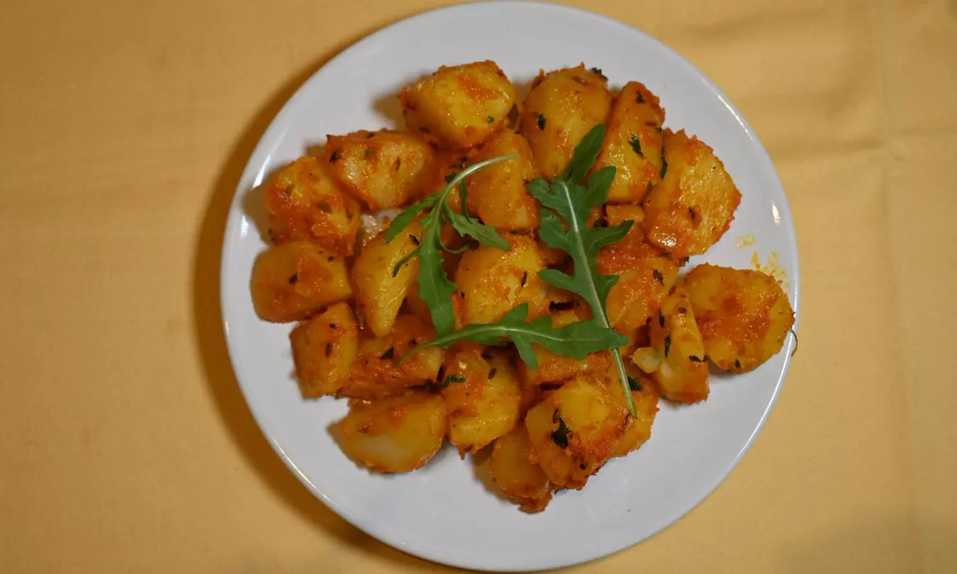 ¡Descubre la magia de la cocina nepalí en Hola Nepal!