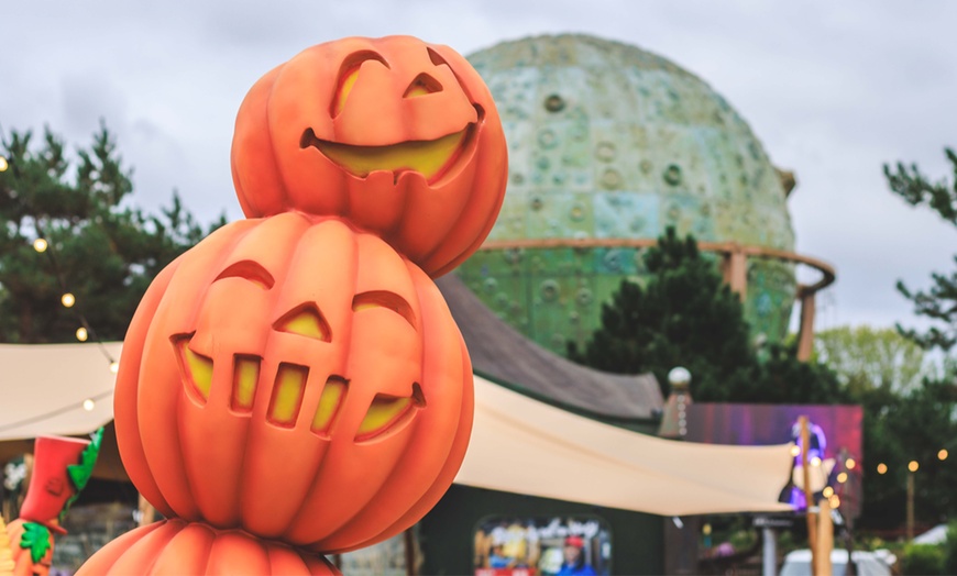 Image 5: Deine Eintrittskarte in den Wild West Halloween Freizeitpark Slagharen