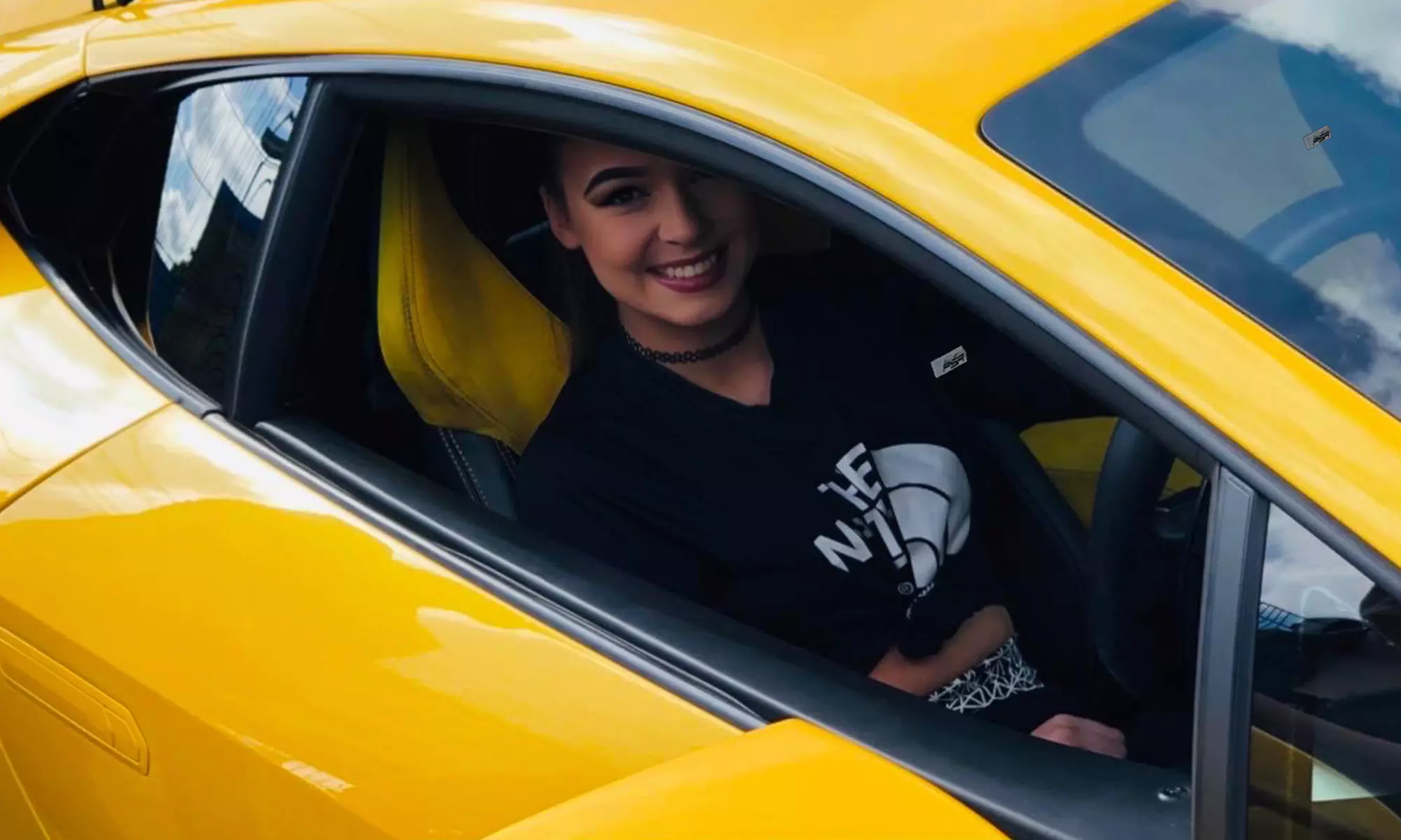 Unleash Your Inner Racer: Supercar Driving Experience for 3 or 6 Miles