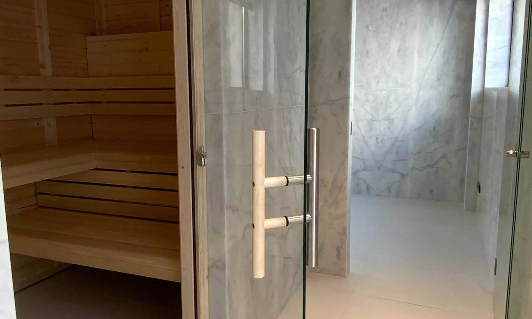 Meudon: Zimmer nach Wahl, inkl. Frühstück, opt. Bootsfahrt