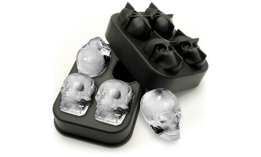 Image 2: 3D Skull Ice Trays