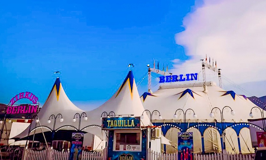 Image 12: Entrada para niño o adulto a Circo Berlín en Málaga