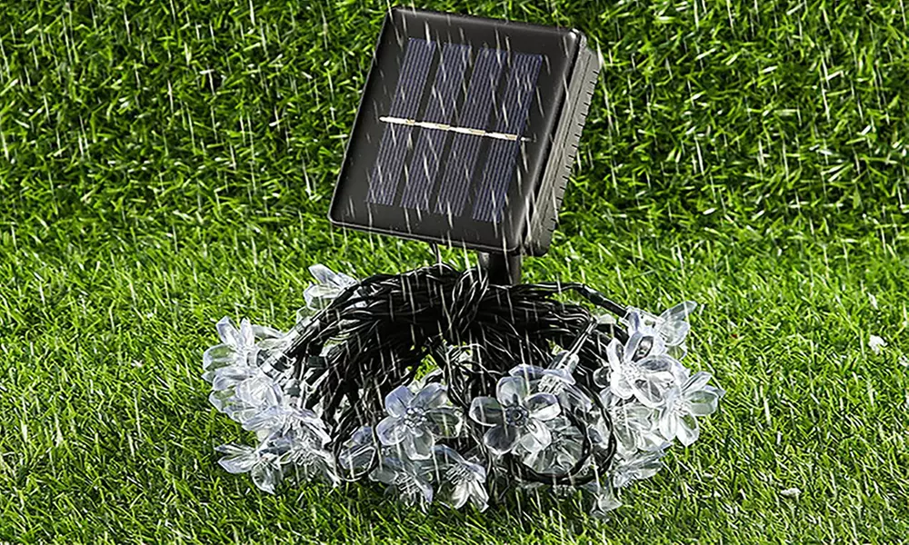 1 o 2 stringhe di luci LED ad energia solare