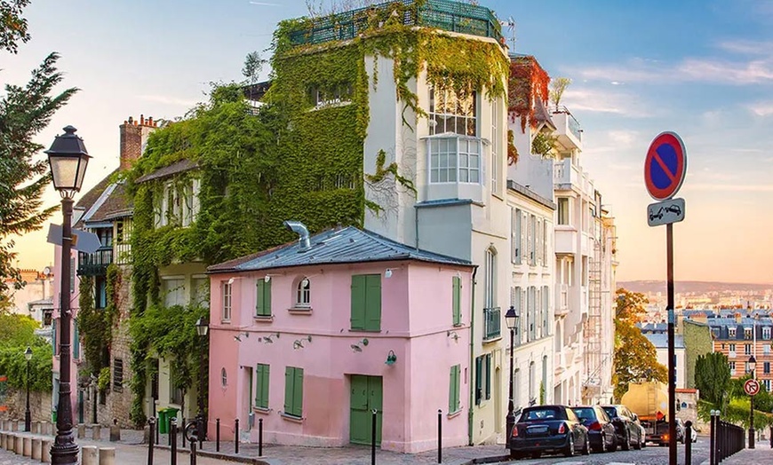 Image 1: Paris Montmartre : chambre double avec petit-déjeuner