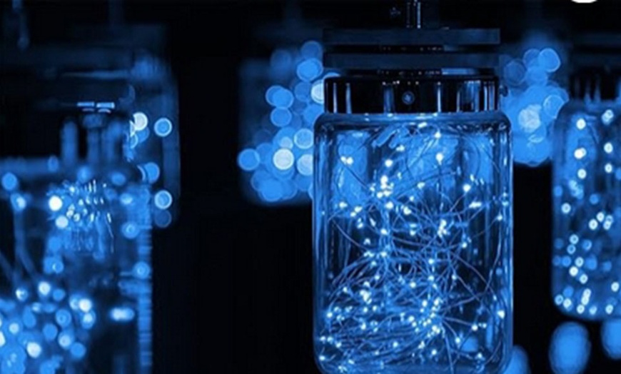 Image 10: Up to 10m of 100 LED Button String Lights