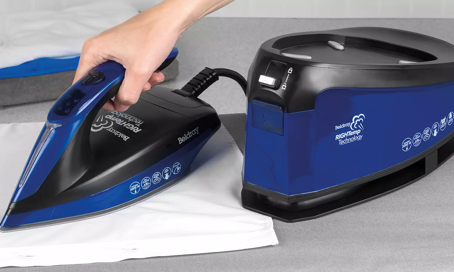 Beldray BEL0905 Steam Station 3000W Optimum Temperature Iron - Primary Image