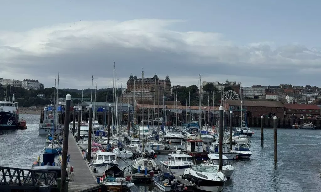 Scarborough: Standard Double or Twin Room with Breakfast and Wi-Fi