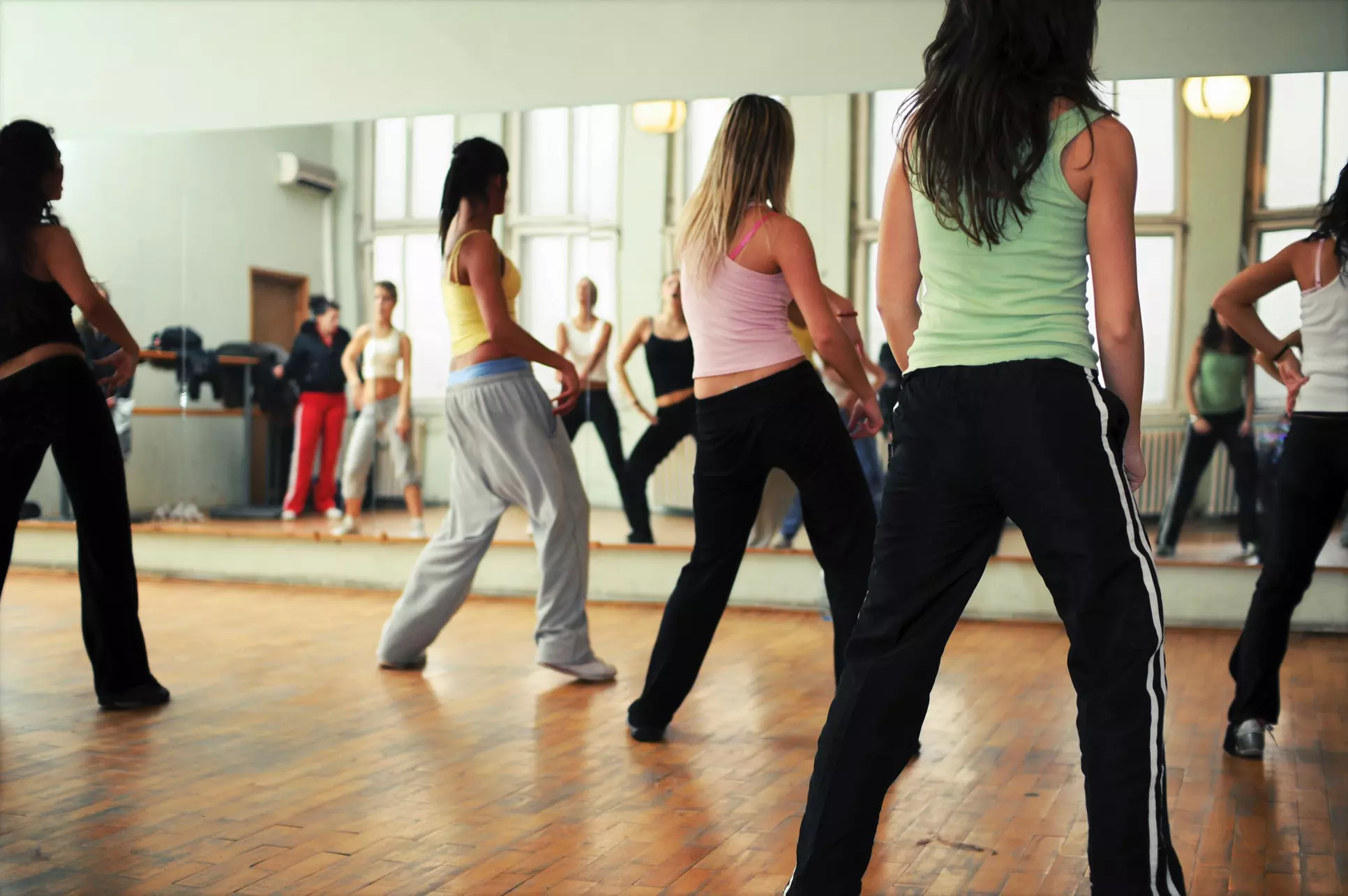 Five Dance-Fitness Classes - Second Medium