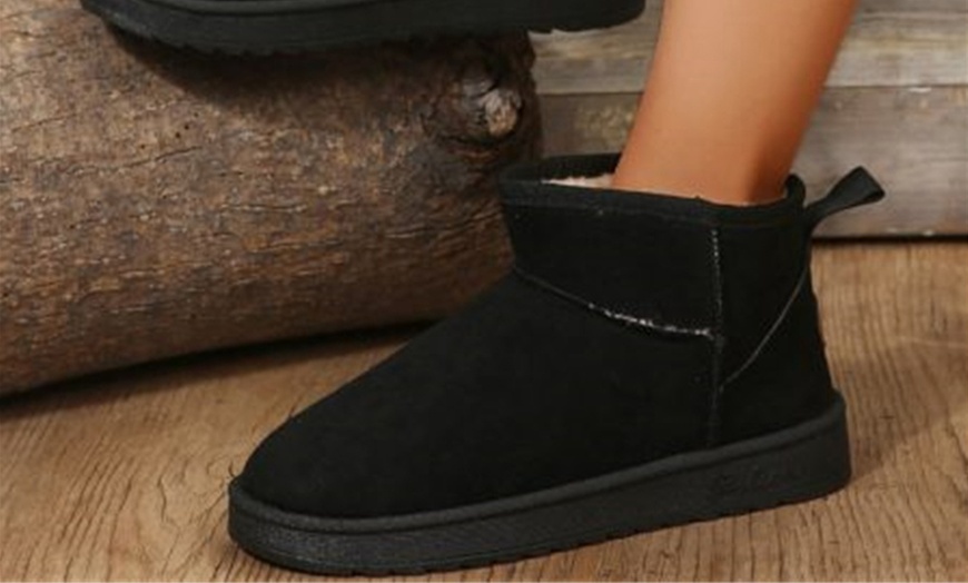 Image 4: Warm Faux Sheepskin Lined Furry Mini Snug Snow Boots