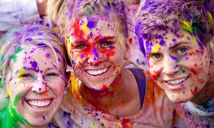 Registration for One to The Color Run Toronto on Saturday, August 12, at 9 a.m.    - Second Medium