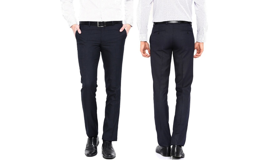 Image 10: 1 o 2 pantaloni eleganti slim fit da uomo