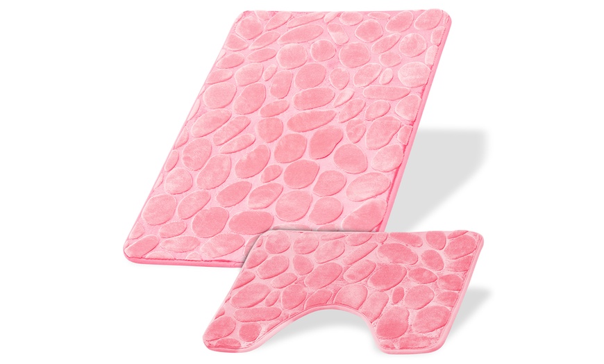 Image 6: Two-Piece Pebbles Bath Mat Set