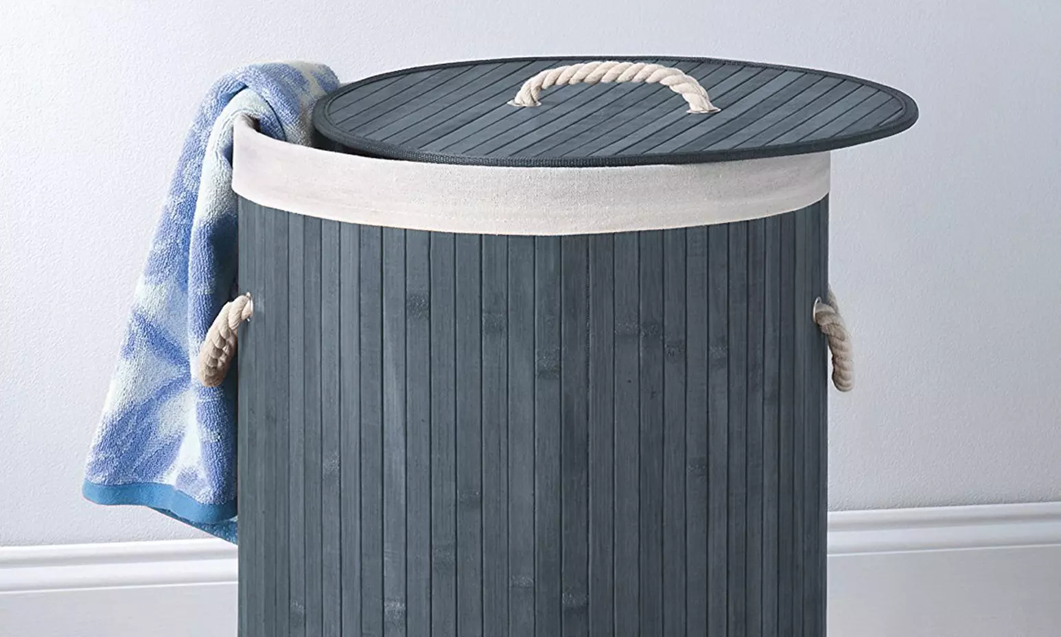 Cesto Portabiancheria In Bambù