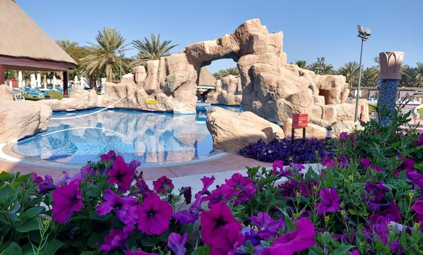 Image 9: Al Ain: One Night 5* Stay with Wi-Fi & Access to All Resort Facilities