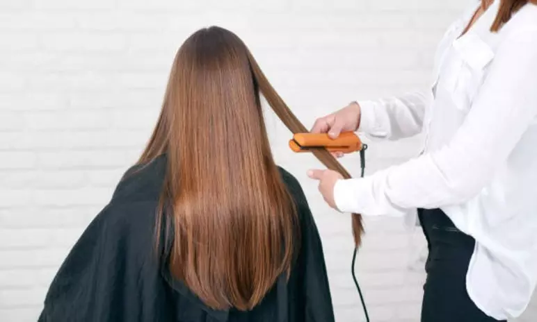 Tratamiento capilar o alisado brasileño en Avigo for Beauty