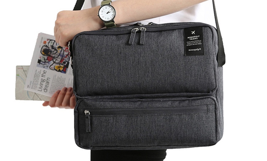 Image 5: Multi-Compartment Travel Bag