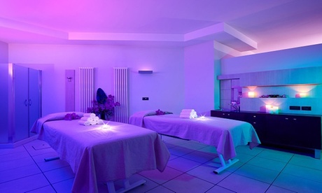 Spa di coppia privata con massaggio e bottiglia di Prosecco al Blu Life Spa And Wellness (sconto fino a 50%)