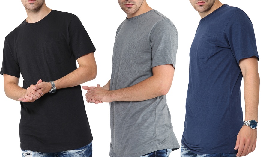 Image 2: One-, Three- or Seven-Pack of Men's Plain Textured Long T-Shirt