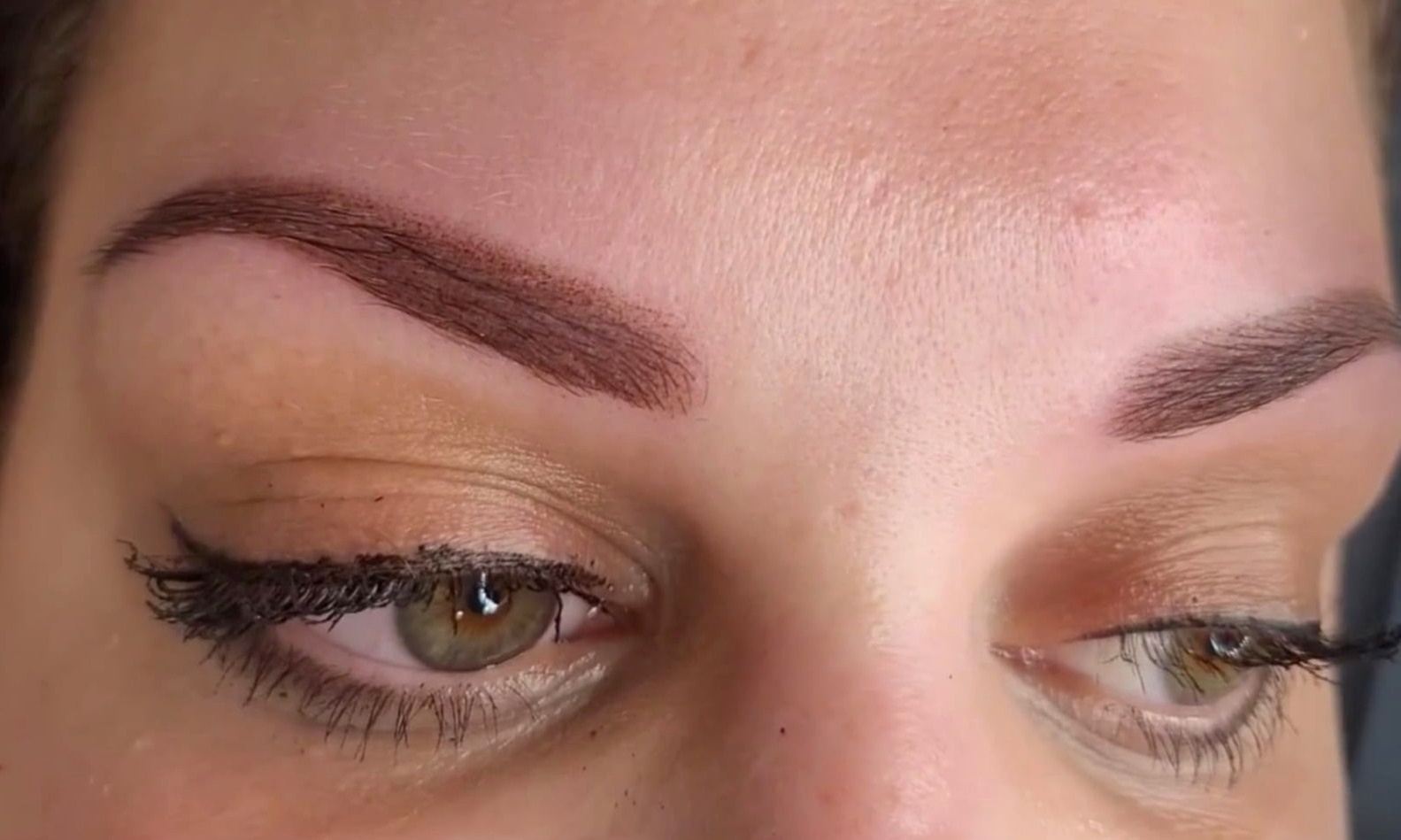 Permanent Make-up - Powder Brows für 1 Person