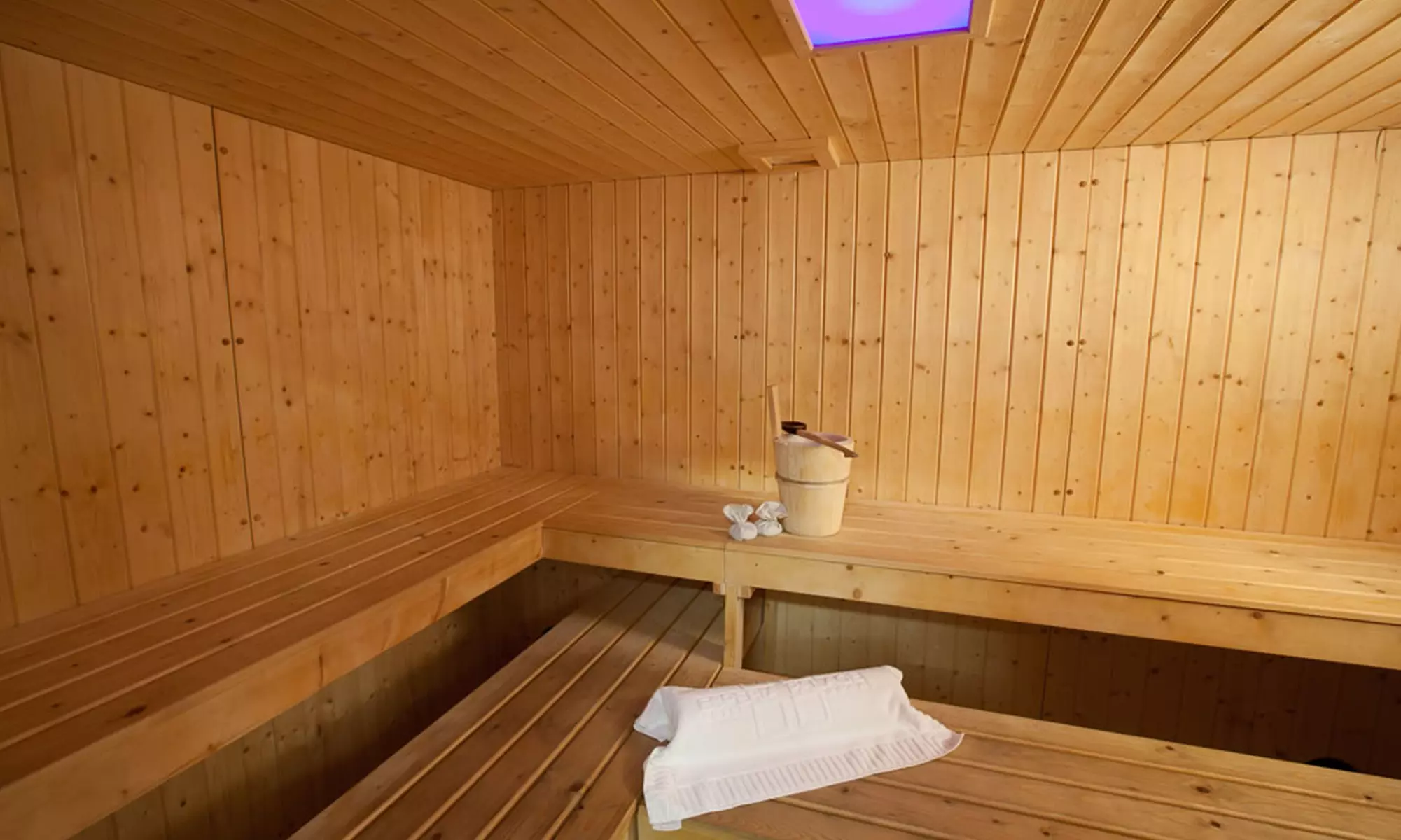 Percorso Spa di coppia da 60 o 120 minuti con cocktail e aperitivo