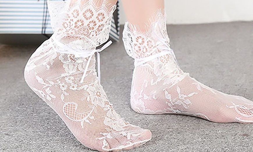 Image 5: Floral Lace Socks