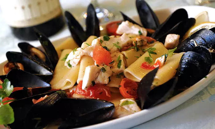 Gargano 4*: camera Standard con colazione o mezza pensione e Spa