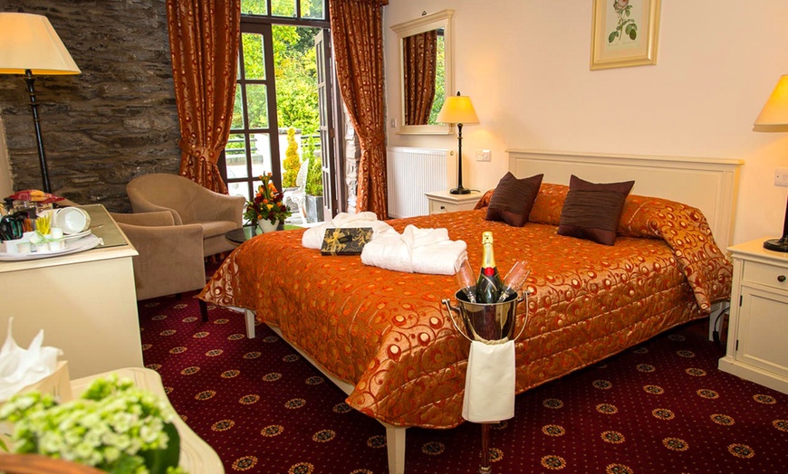 Image 3: Lake District: Standard or Executive Room with Dinner