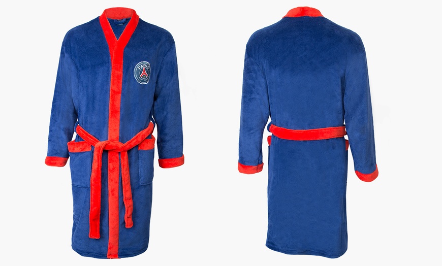 Image 10: Men's Football Dressing Gown