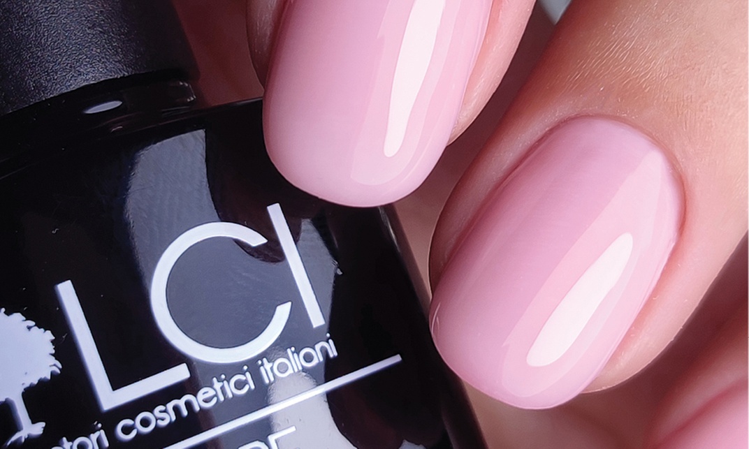 Esmaltes de uñas semipermanentes