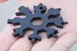 1 ou 2 outils multifonctions 18 en 1, en forme de flocon de neige, coloris au choix - Second Medium