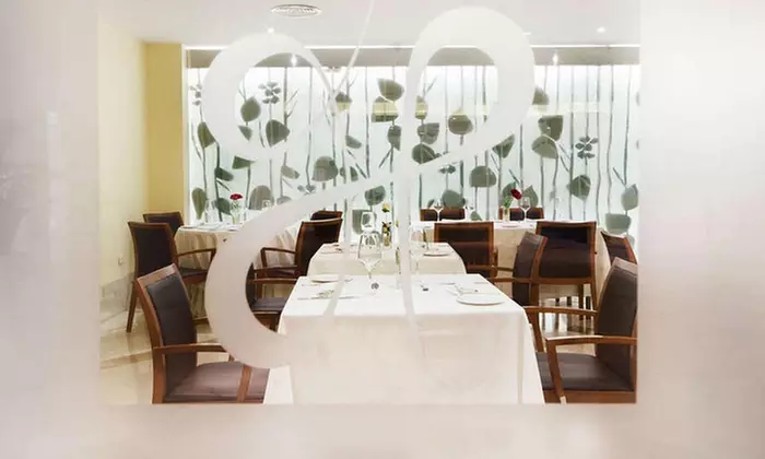 Granada: 1 o 2 noches con spa y desayuno en hotel 5 *