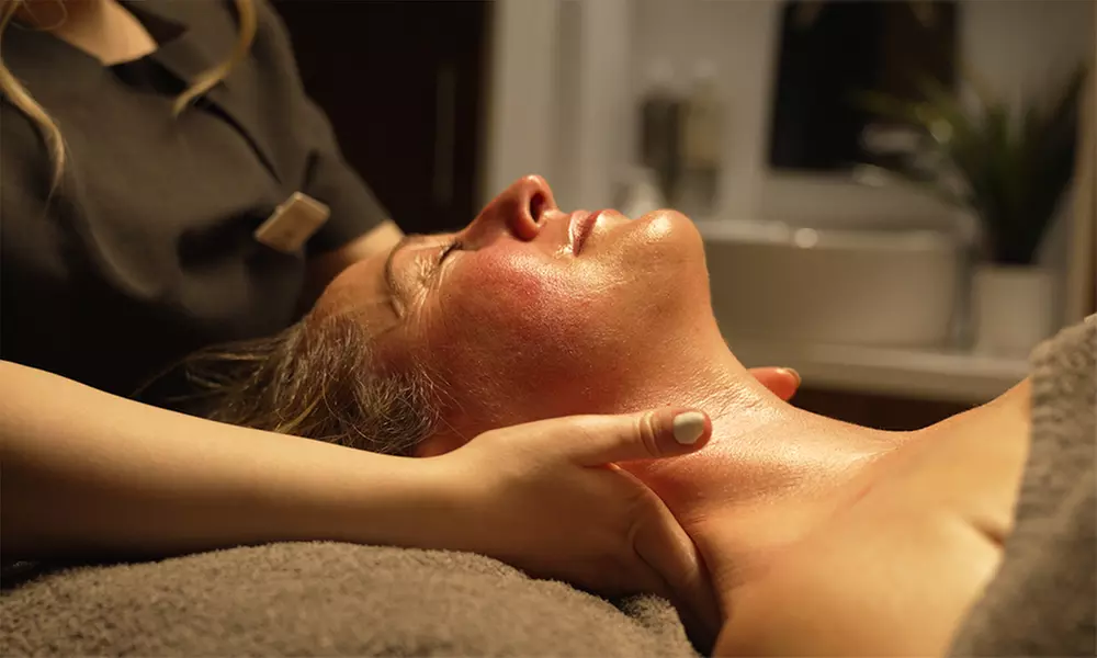 Indulge in Holmer Park's Award-Winning Spa Day & Serail Mud Chamber!