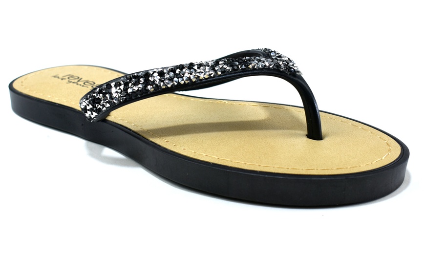 Image 3: Women's Summer Flip-Flops