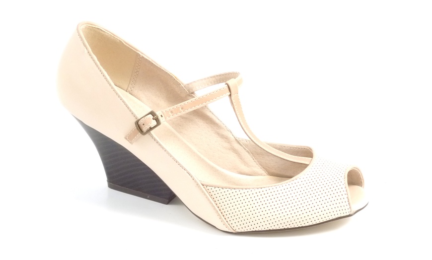 Image 3: Peep-Toe Wedge Shoes