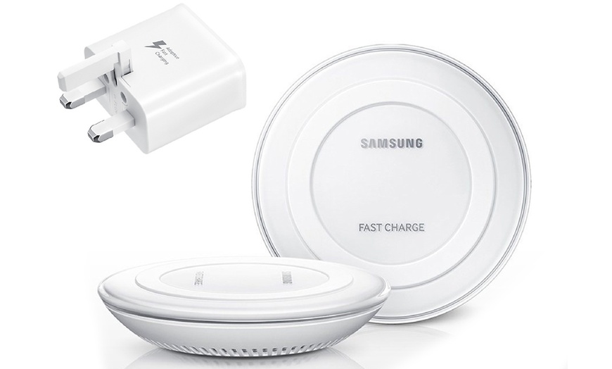 Image 4: Samsung Wireless Fast Charging Pad