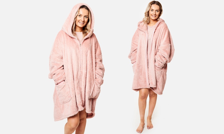 Image 3: Adults' Teddy Oversized Zip-Up Hoodie Blanket