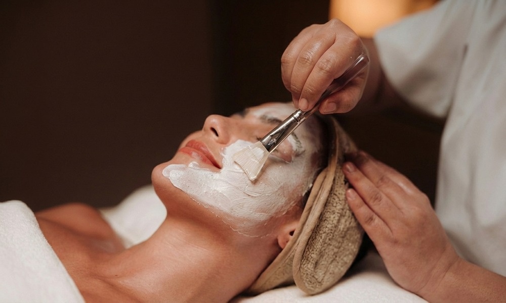 Deep Cleansing Facial with Consultation