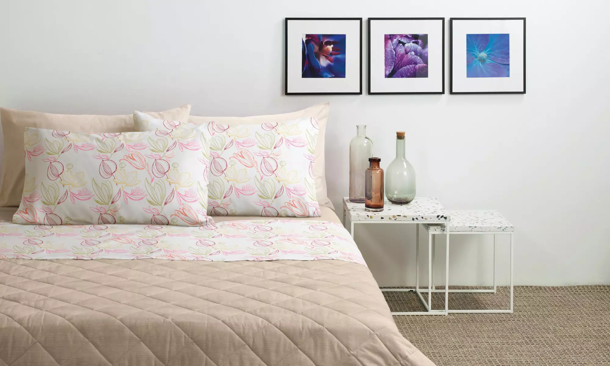 Completo lenzuola matrimoniale Bassetti in cotone disponibile in varie fantasie - Primary Image