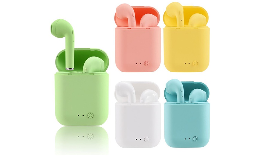 Image 2: Macaron Wireless Bluetooth Earbuds