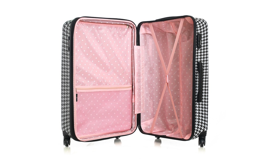 Image 14: Set of Three Suitcases and Vanity