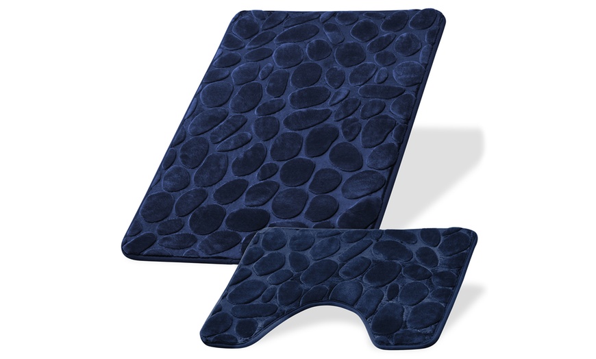 Image 5: Two-Piece Pebbles Bath Mat Set