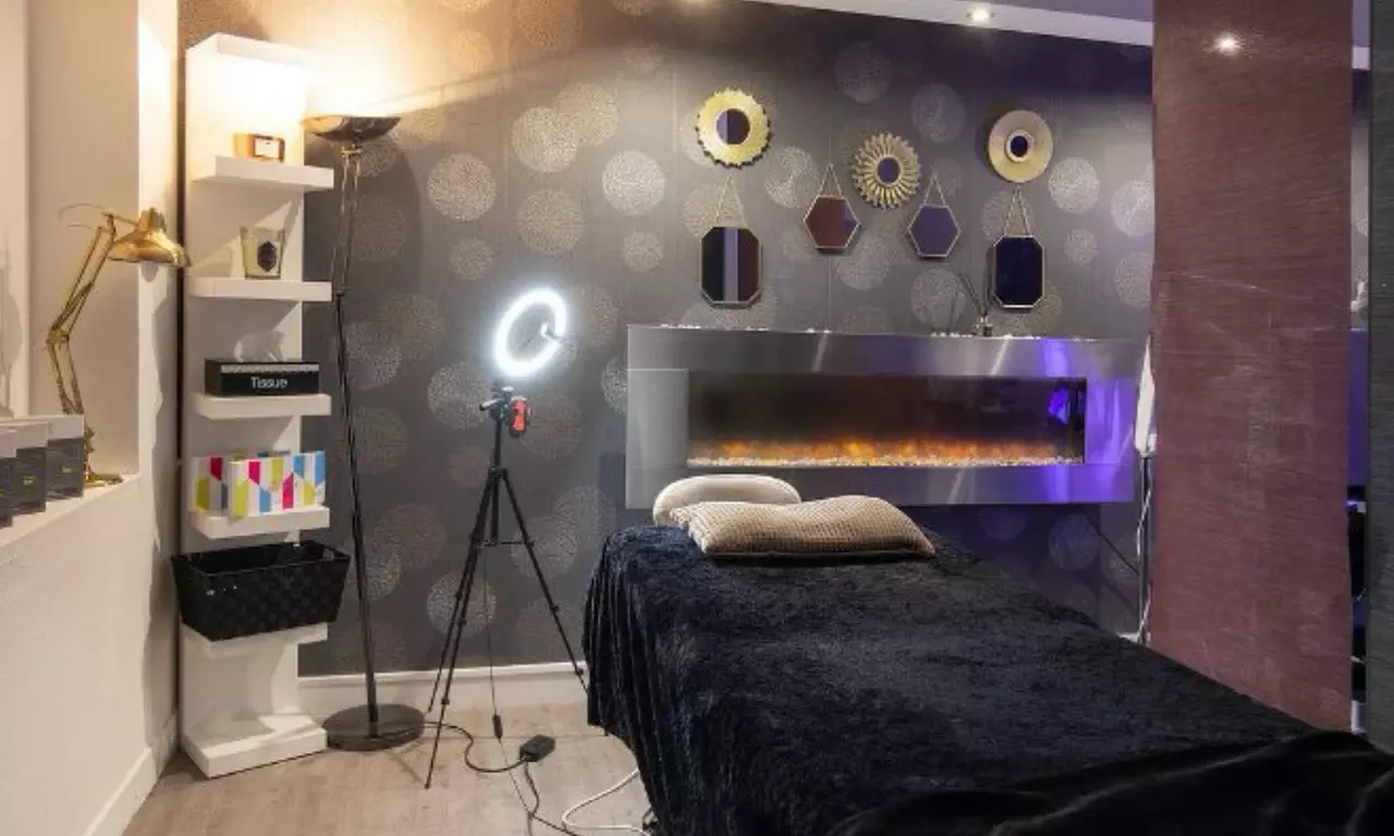 Soin du visage peeling au choix au Gk Esthetik Center