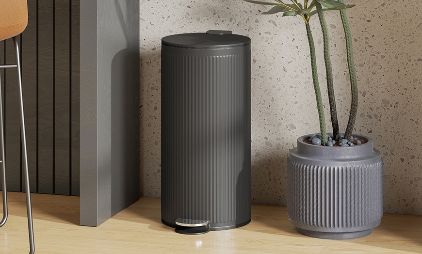 Image 11: HomCom Kitchen Bin Selection