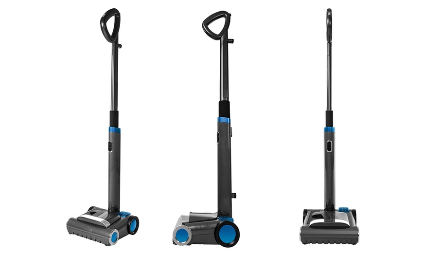 Image 1: Pifco Cordless Vacuum Cleaner
