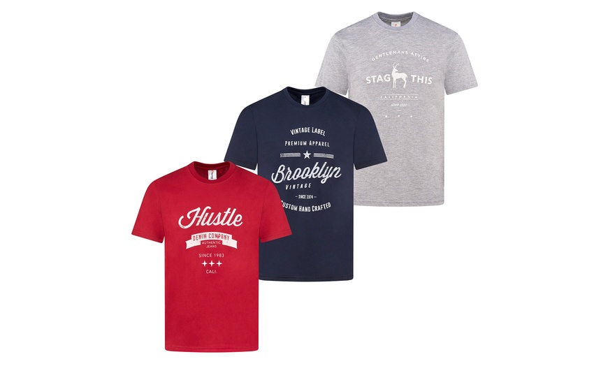 Image 3: Three-Pack of Men's Printed T-Shirts