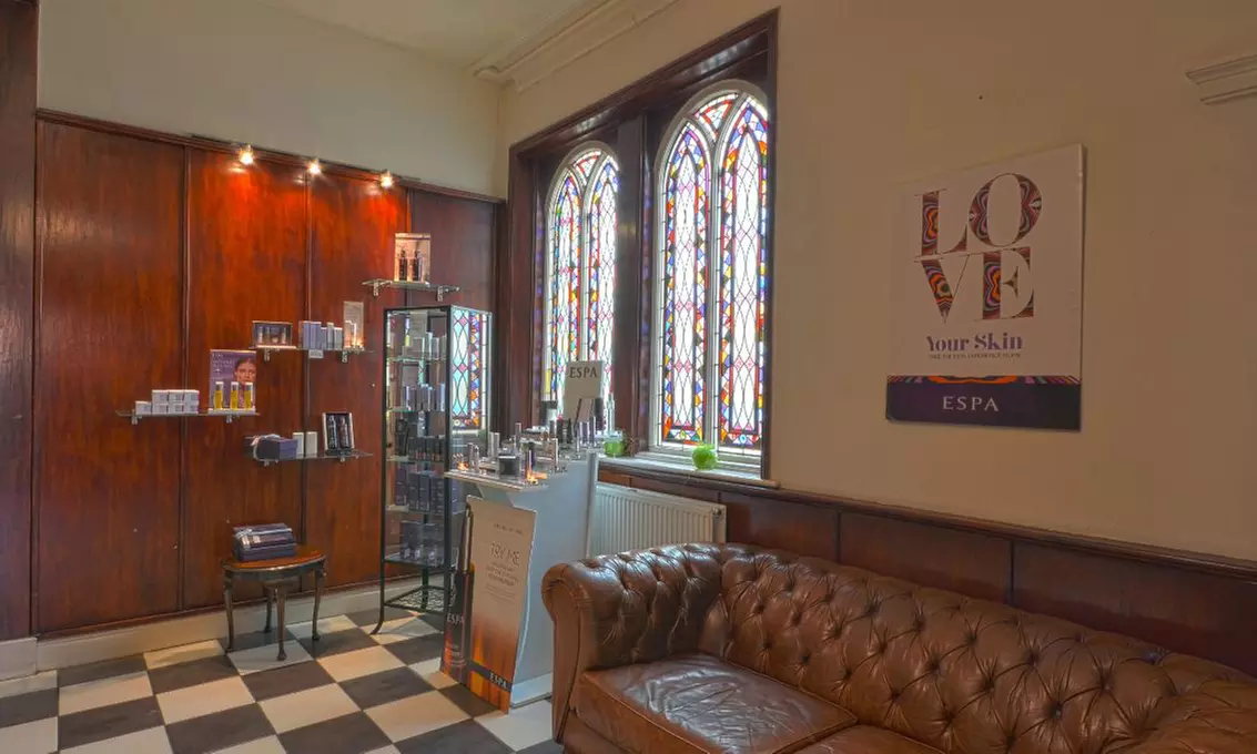 Choice of Full Body Massage with Glass of Prosecco